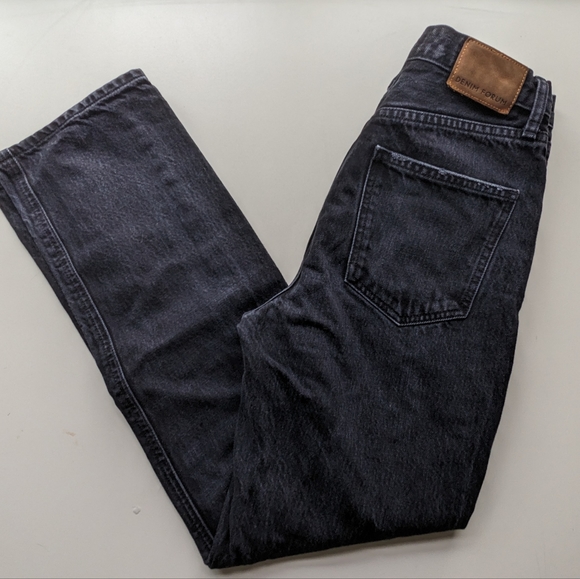 Denim Forum | Joni High Rise Loose 29L size 24 Dark Blue Distressed Jeans - Picture 4 of 13